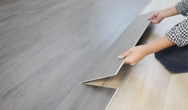 RESTAのSPC製クリック式フローリング