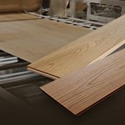 どっちが本物のオーク材？最新シートフローリングの完成度に驚き