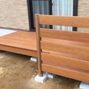 ウッドデッキに最適なフェンス