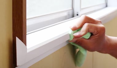 窓枠にカッティング用シートを貼る方法