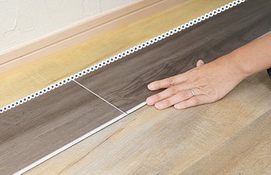 1枚目と隙間が無いように突きつける