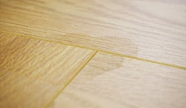 広葉樹のメラミン樹脂MDF