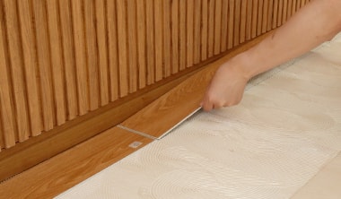 左端から順に貼っていく