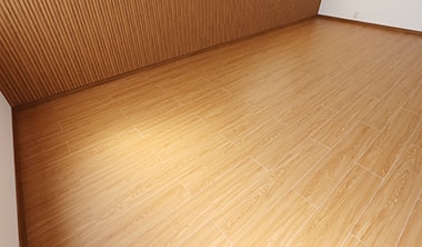 部屋全体に貼れました