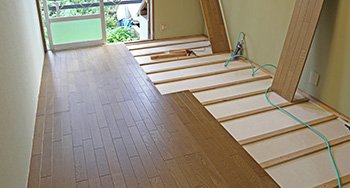 必要に応じて断熱材を入れる