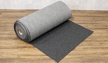 1本売りのパンチカーペット