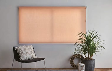 正面付け（窓枠を覆うように取り付け）