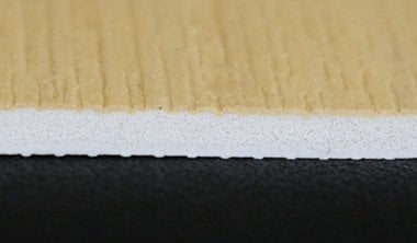軽量・施工性の高さ