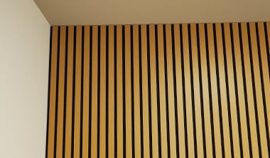 最後の一枚を貼り付けて施工完了
