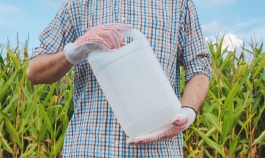 除草剤を使う方法