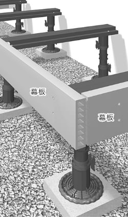 取り付け小口に接着剤を塗布