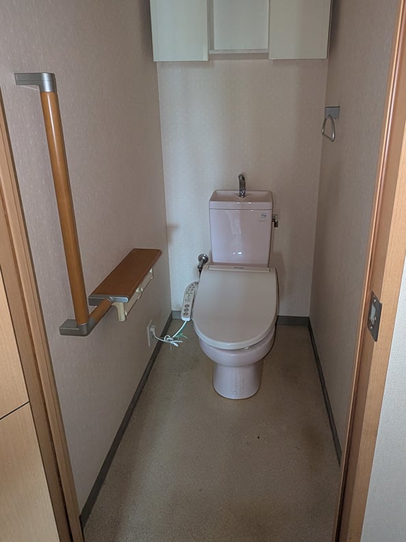 トイレ床DIYビフォー1