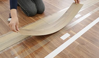 現場のプロが使用する工業用粘着テープ